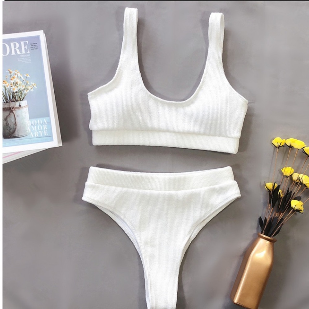 Simple White Ribbed High Rise Bikini 🌞 - Picture 3 of 6